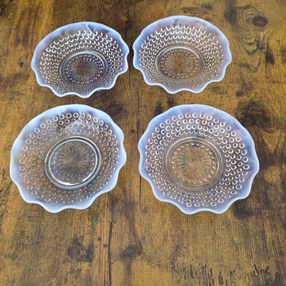 4 Vintage Anchor Hocking Moonstone Hobnail French Opalescent 6" Dessert Bowls